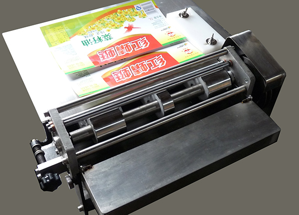 自动涂胶机 LM-3E